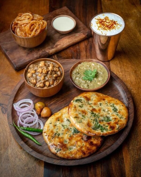 Amritsari Kulcha & Choley